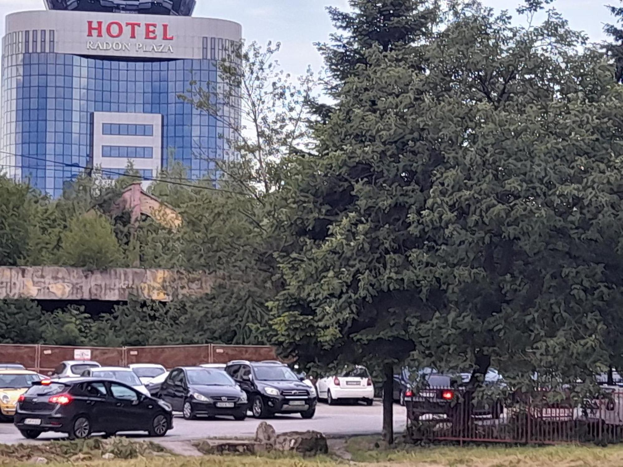 Lux Neom Apartman, Stup, Appartamento