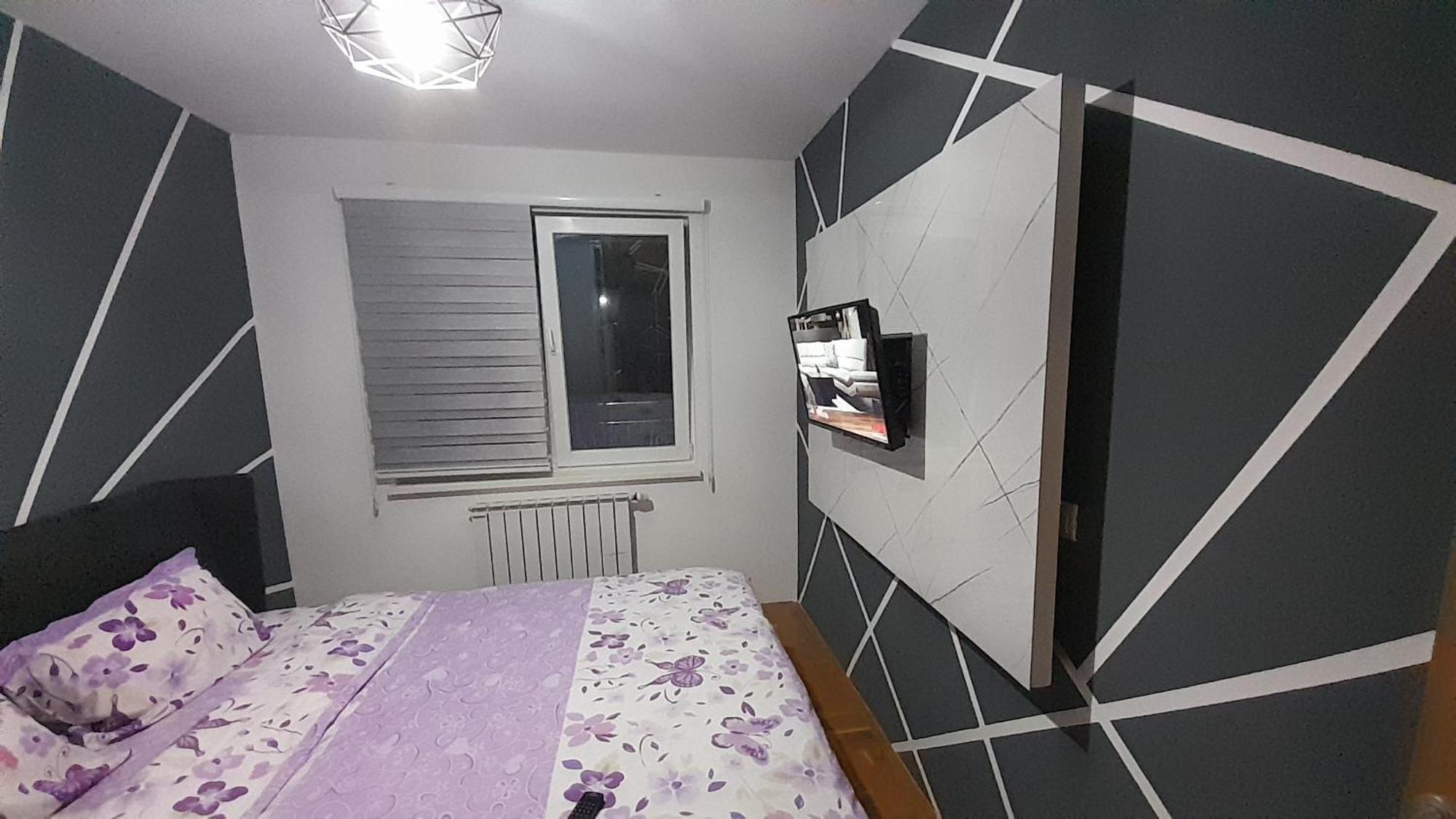 Apartment Lux Neom Apartman, Stup,