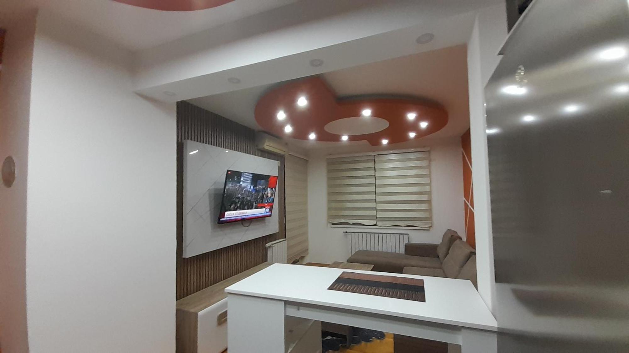 Lux Neom Apartman, Stup, Appartamento